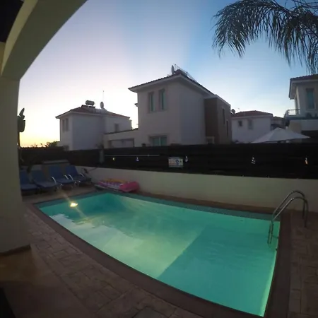 Amelia With Private Pool , Wifi & Bbq, * Paralímni