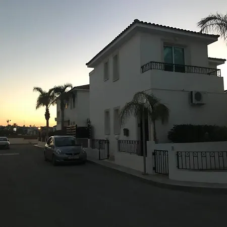 Villa Amelia With Private Pool , Wifi & Bbq, *